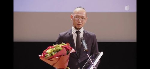 Сотрудник Национальной библиотеки Тувы признан лидером библиотечного дела России