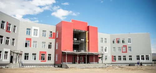 Новой школе быть!