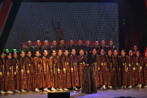 Как прошёл первый день фестиваля «Салют победы»