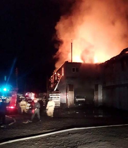 В Кызыле потушен крупный пожар в гараже