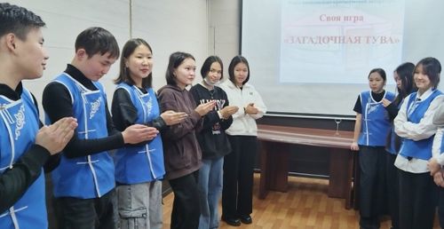 Школачылар ажыктыг болгаш өөредиглиг чүүлдерни билип алган