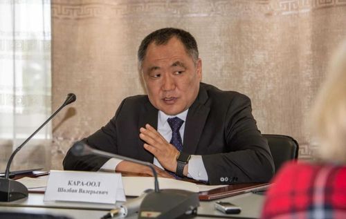 Ш.Кара-оол призвал тратить деньги “Комфортной городской среды” с пользой для людей