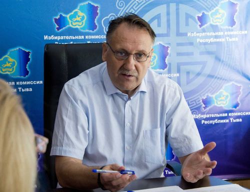 За места в Верховный Хурал Тувы будут бороться шесть партий и 56 одномандатников 