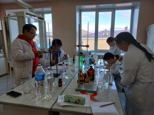 В Туве продолжается работа по изучению природных вод