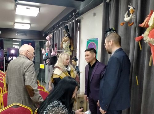 Театрларның эң хуулгаазынныы