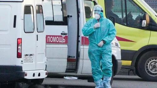 "ОМИКРОН» ШТАММЫН ТАРАТПАЗЫ-БИЛЕ БЕЛЕТКЕЛ АЖЫЛДАРЫ ЭГЕЛЭЭН