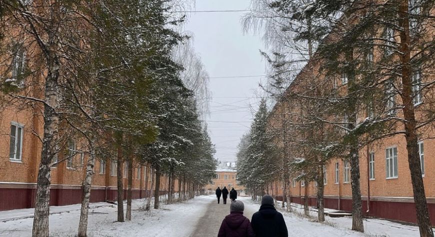 В Туве введены температурные ограничения для посещения школ: как будут учиться дети в морозы