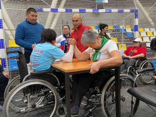 В Туве провели спартакиаду, посвященную Международному дню инвалидов