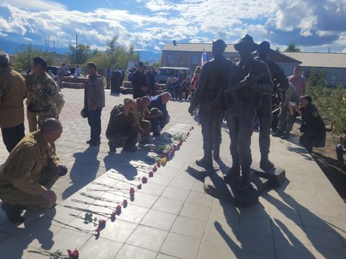 В селе Арыг-Узуу Улуг-Хемского района открыли памятник воинам-интернационалистам