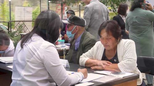 Десант «Мобильной приемной» главы Тувы высадился в Улуг-Хеме