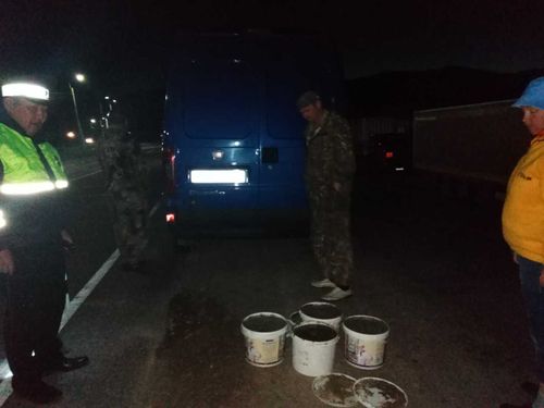 Житель Саяногорска оштрафован за вывоз лечебной грязи из озера Дус-Холь 