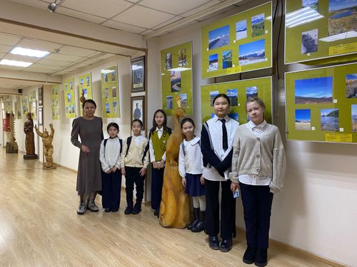 Тыва үндезин культура төвүнүң баштайгы аалчылары