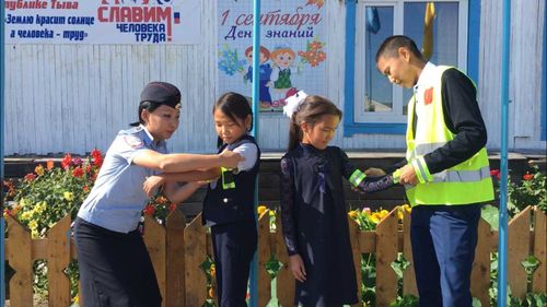 Мастер-класс от инспекторов ГИБДД в Ээрбеке