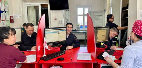 Сотрудники ГИБДД Тувы сдали кровь в рамках Национального дня донора