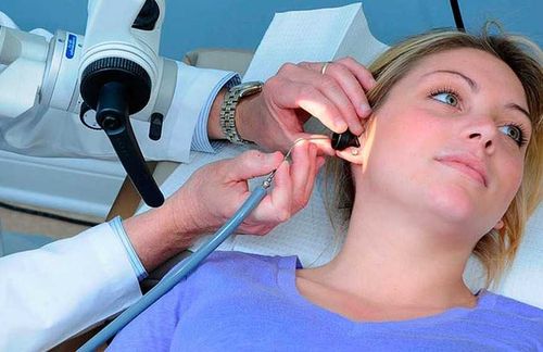 В Ак-Довураке заработал современный аппарат для лечения пациентов с ЛОР-заболеваниями