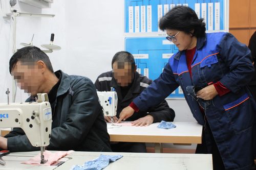 Выпускникам профессионального училища №304 вручили дипломы и свидетельства о получении рабочей специальности