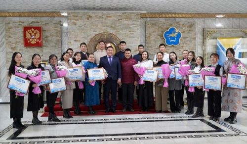 Молодые предприниматели получили поддержку от Правительства Тувы на реализацию социальных проектов