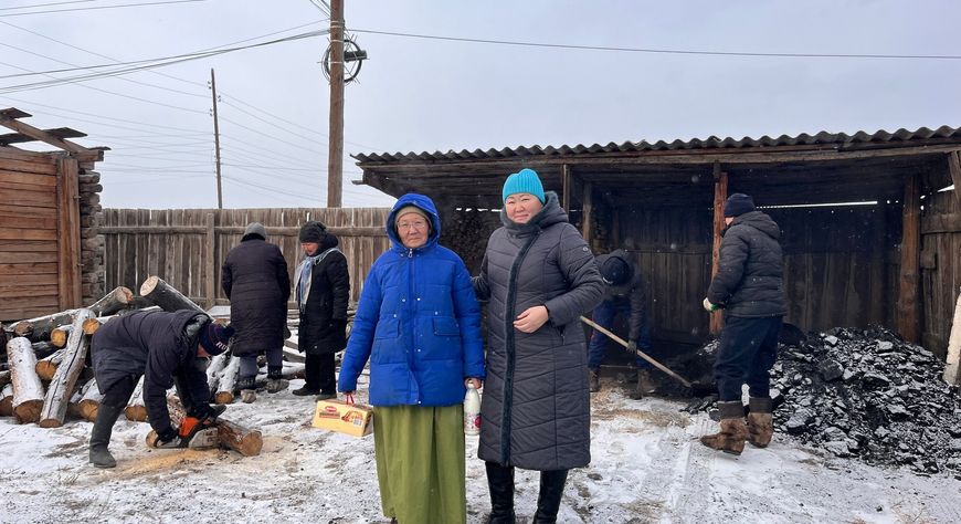 Добрые дела добрых людей. Спортсмены Овюрского района поддержали ветерана труда