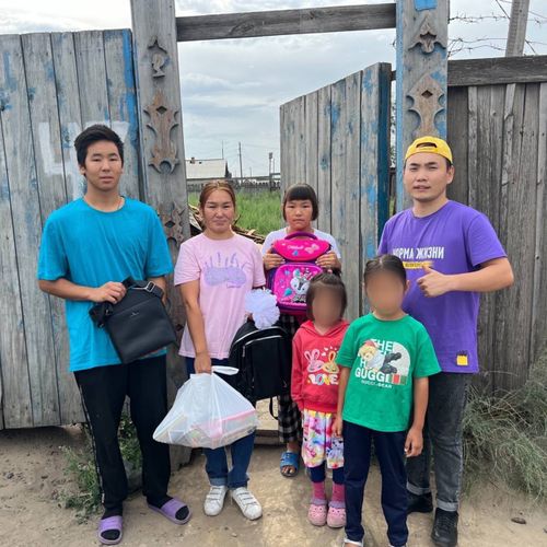 Фонд «Защитники Отечества» в Туве помог семье участника спецоперации твердым топливом и поступлением ребенка в техникум