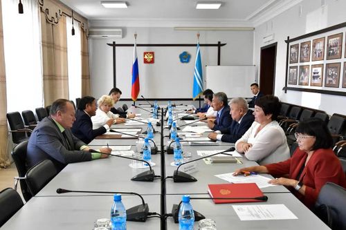 В Туву прибыла сенатор Людмила Нарусова