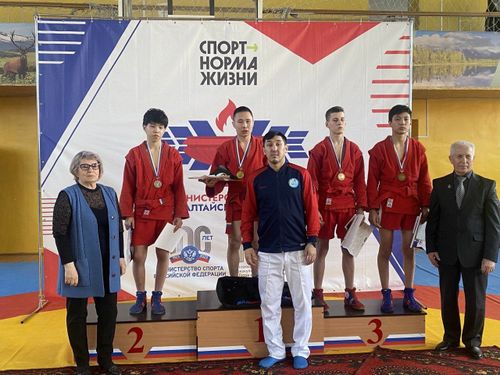 Дамдын Иргит - чемпион СФО по самбо