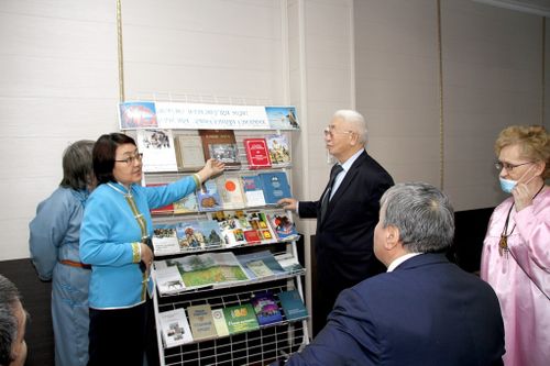 Ученые Якутии и Тувы обсудили роль национальных библиотек в распространении эпосов народов мира