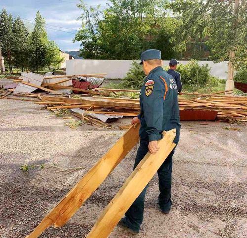 У каждого свои причины: В 4 районах Тувы действует ЧС