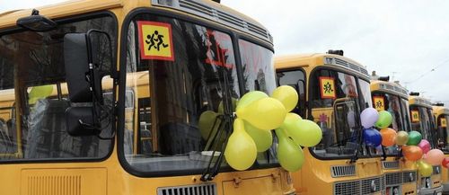 В Туве обновлен автопарк скорой помощи и школьных автобусов