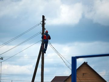 «Россети Сибирь Тываэнерго» выявили и легализовали километры незаконных линий связи