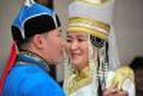 Крепка семья — крепка держава