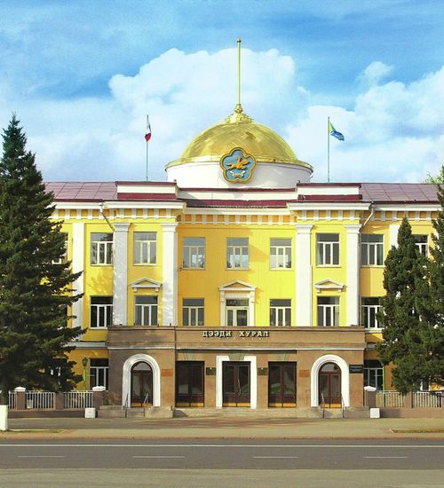 Тываның Баштыңының Дээди Хуралга Айыткалын парламентиниң бирги ээлчеглиг сессия хуралынга дыңнаар