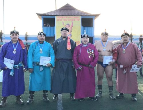 "Арзылаңның найыры".Хүреш.