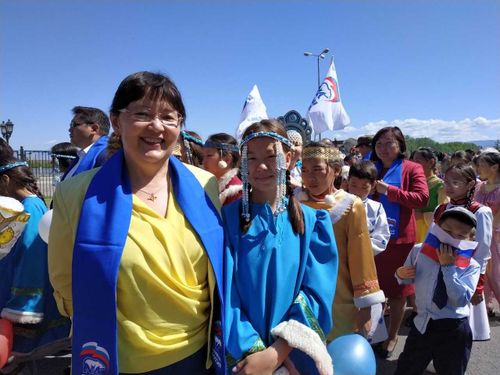 В Туве в День России состоялся Парад дружбы Детской ассамблеи народов