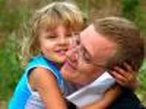 Мой папа самый сильный, мой папа знает всё…