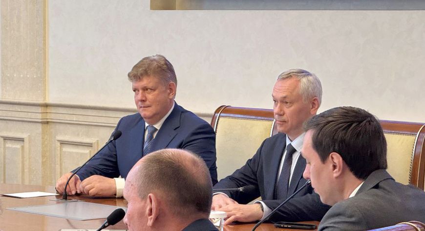 Полномочный представитель поздравил тренерский штаб и команду волейбольного клуба «Локомотив» с победой в Кубке России