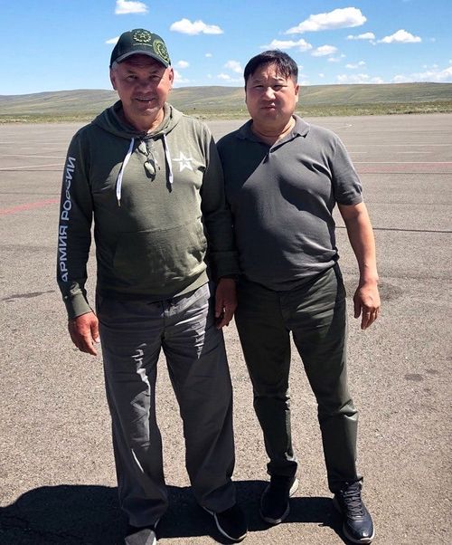 Кончуг дүрген хемчеглерни ап, шын ажылдап турар деп, Сергей Шойгу үнелээн