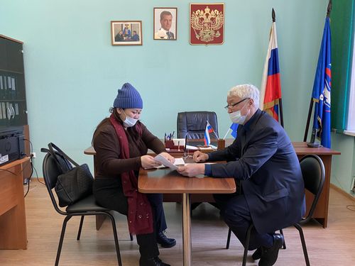 Кан-оол Даваа провел прием граждан в региональной Общественной приемной партии «Единая Россия»