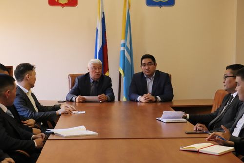 «Единая Россия» продолжает свой политический проект «ПолитСтартап» в Туве