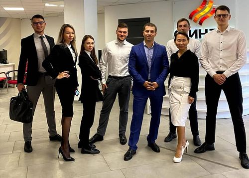 Аныяктар делегейинде