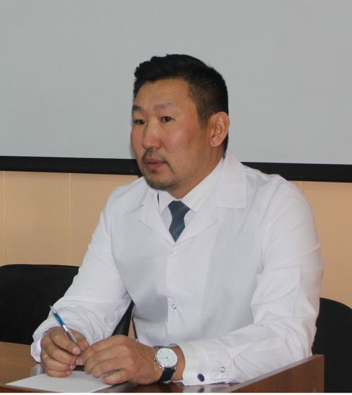 Врачи-фтизиатры обследовали жителей Тожинского кожууна