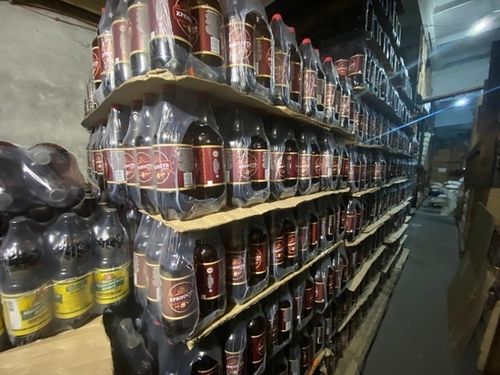 Оперативники Тувы изъяли крупную партию нелегальной пивной продукции