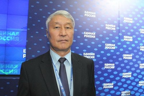 Кан-оол Даваа поздравил депутатов с Днем российского парламентаризма