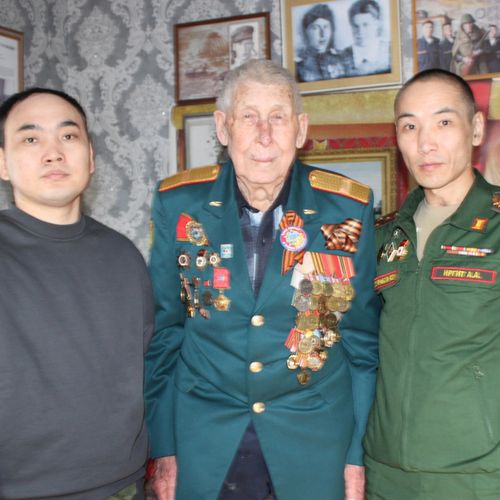 Будущее в руках героев: встреча поколений