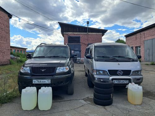 Роспотребнадзор передал два автомобиля на нужды СВО