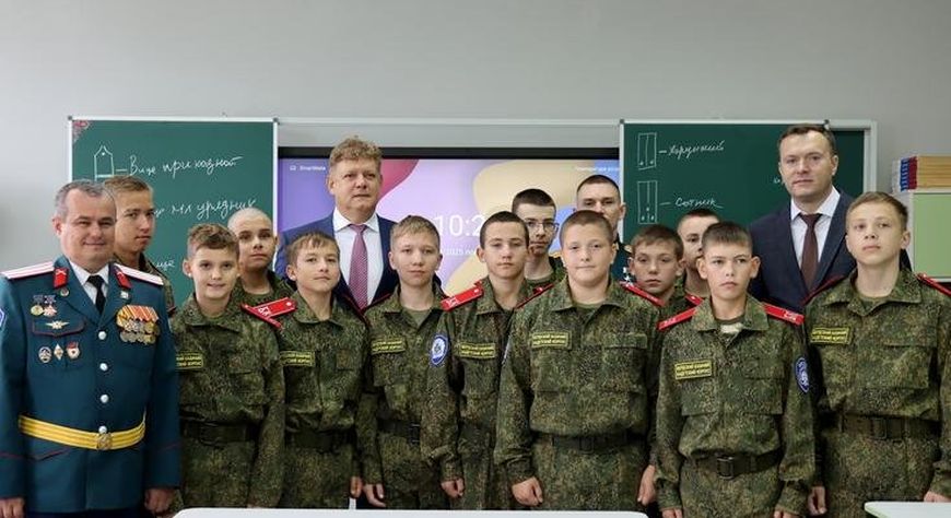 Полпред посетил «Казачий кадетский корпус имени Героя Российской Федерации Олега Куянова» в Бердске
