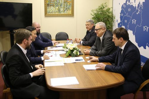 Владислав Ховалыг:  Ускорим переселение людей, годами ждущих своей очереди и живущих в аварийных домах