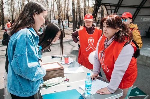 Сургуулдарга СПИД дугайында