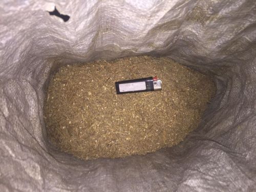 Четыре мешка марихуаны в гараже