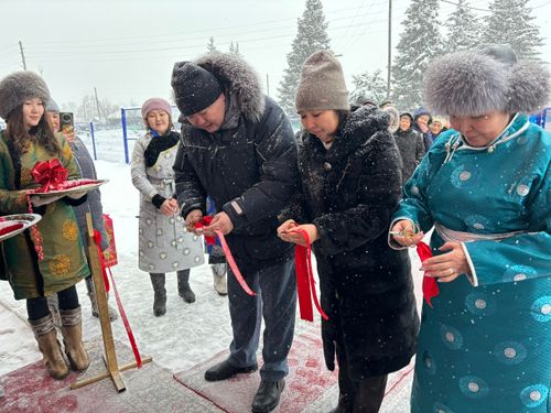 В селе Бурен-Бай-Хаак Каа-Хемского района торжественно открыли новый фельдшерско-акушерский пункт