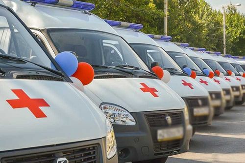 Тува получит 17 машин скорой помощи и 35 школьных автобусов до конца 2019 года